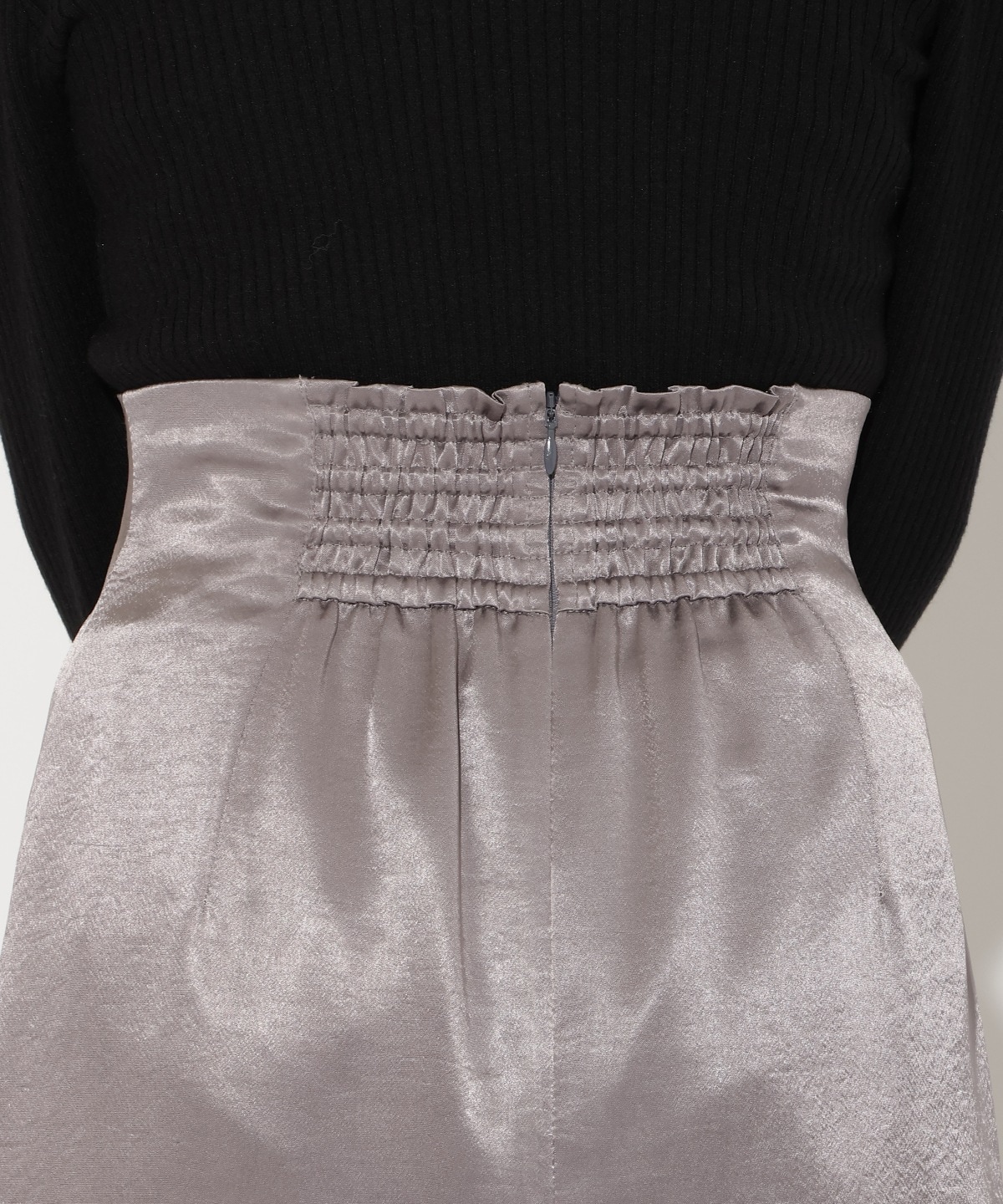 ワンサイドシャーリングサテンスカート