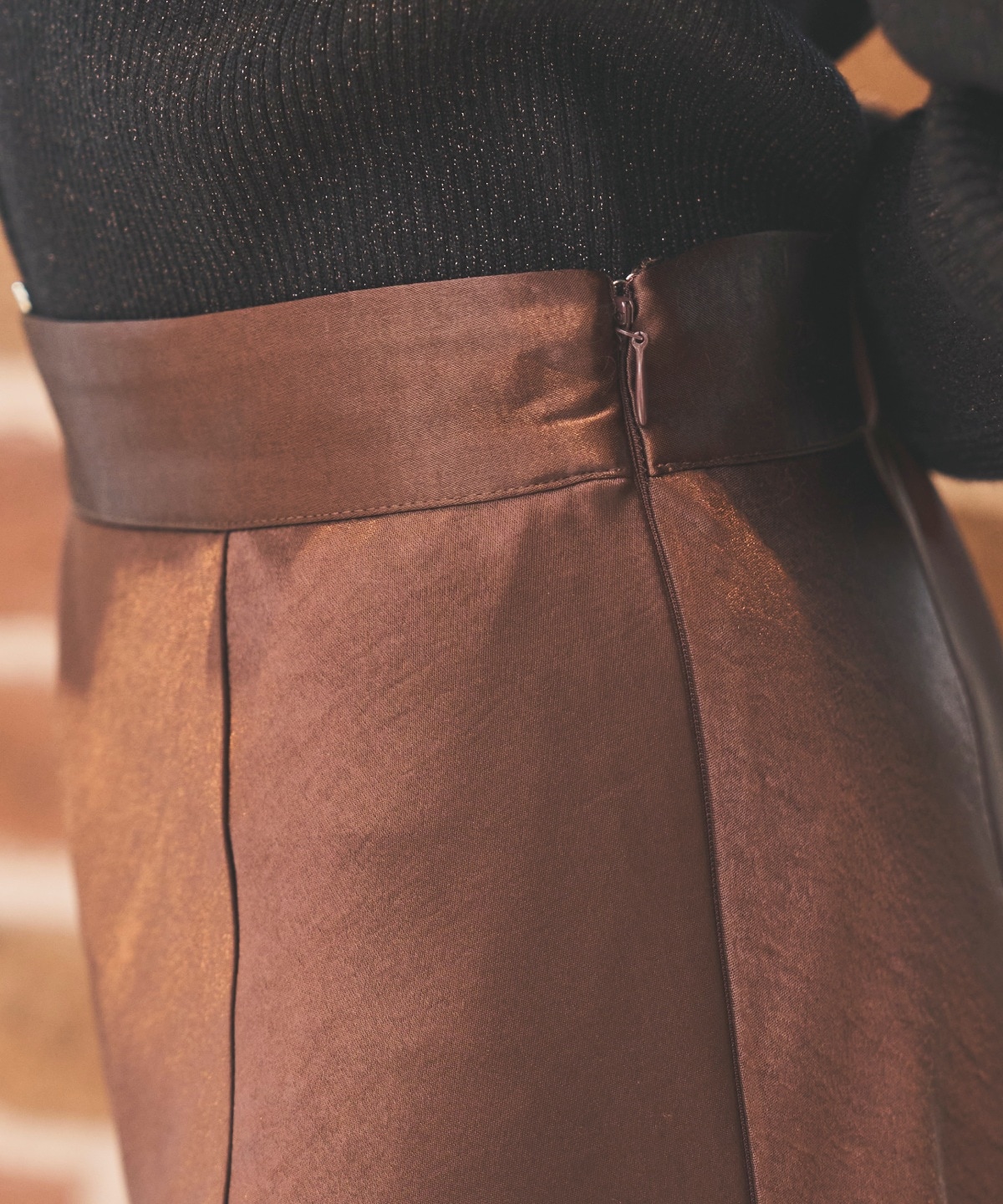 サテンバイアススカート