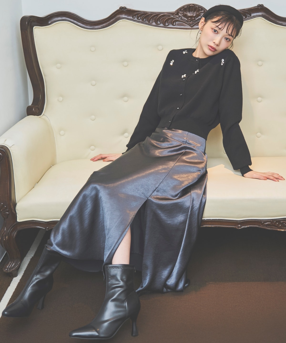 サテンバイアススカート