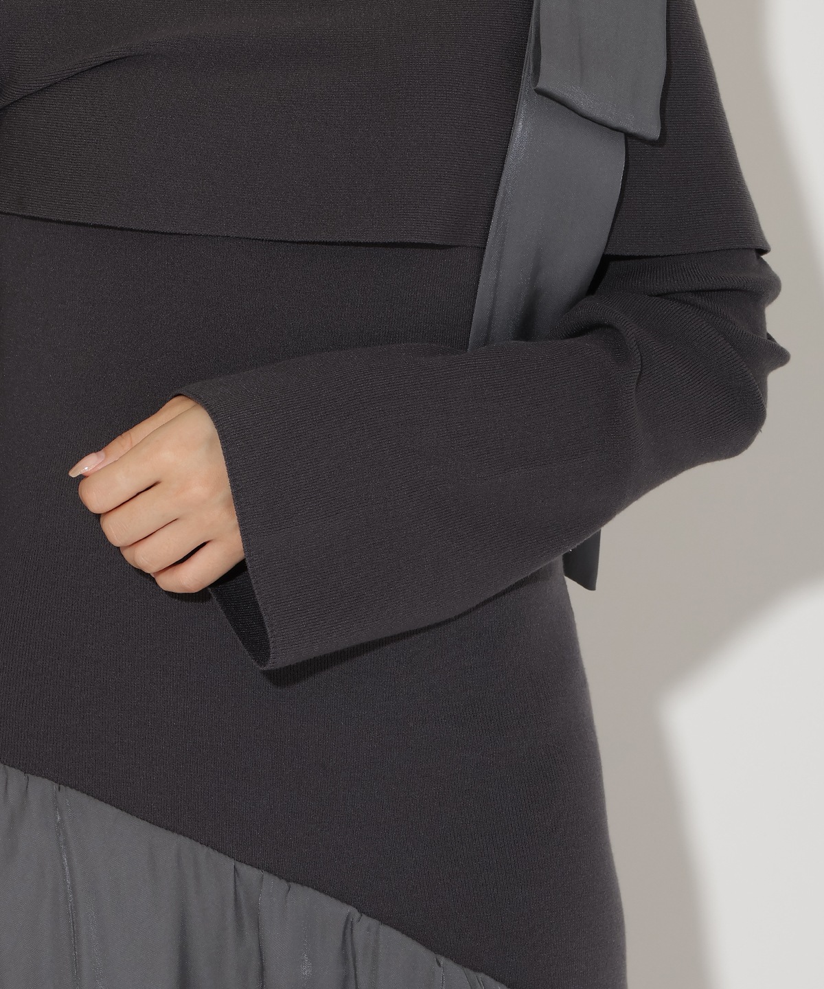 ショルダーリボンニットドッキングワンピース