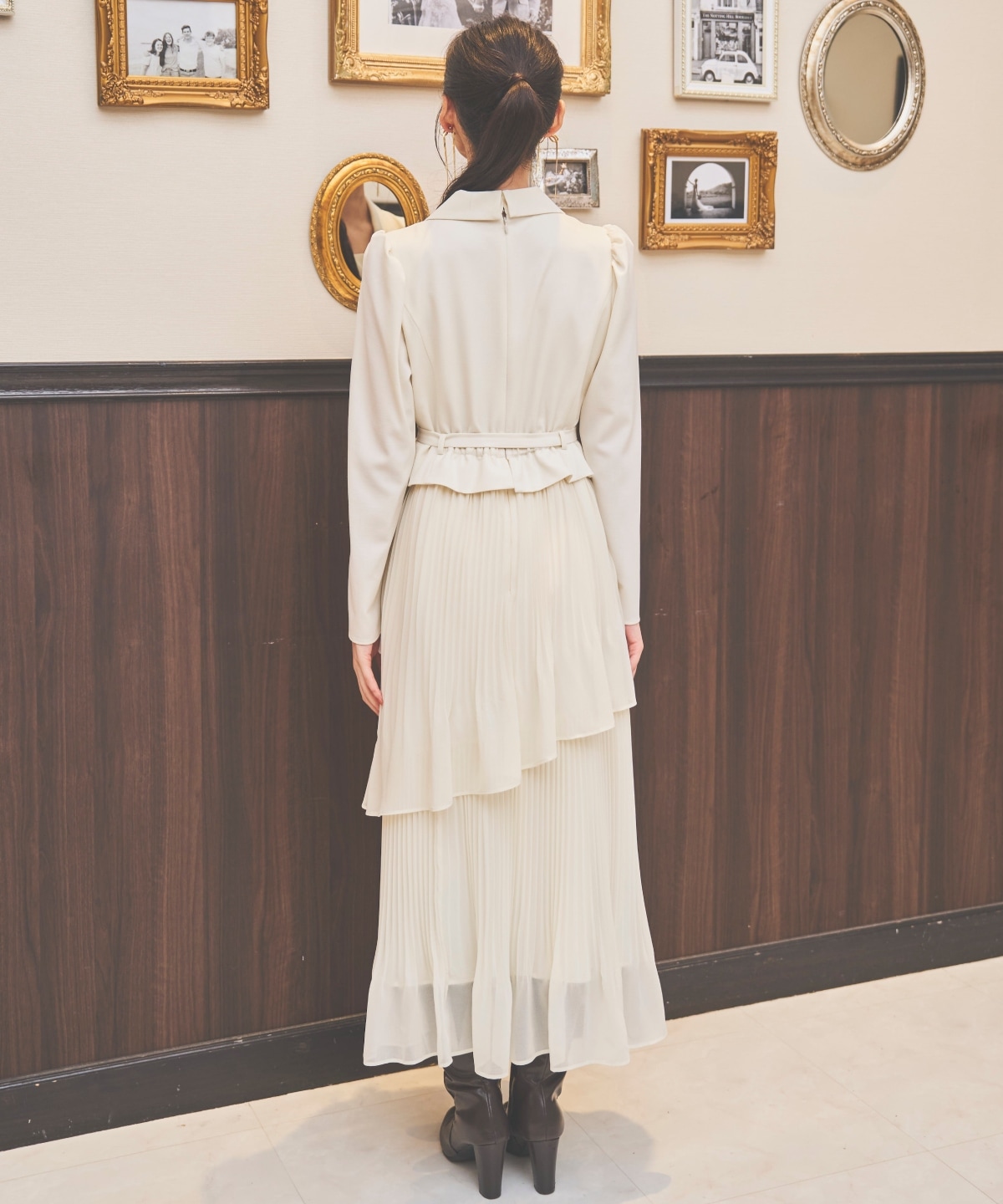 ジャケットレイヤードプリーツワンピース