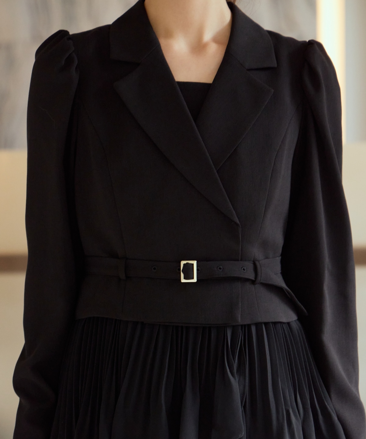 ジャケットレイヤードプリーツワンピース