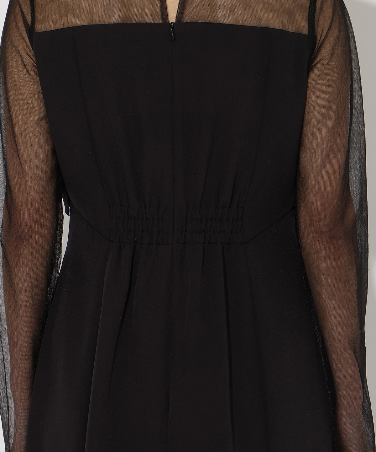 ボリュームフリルドレス