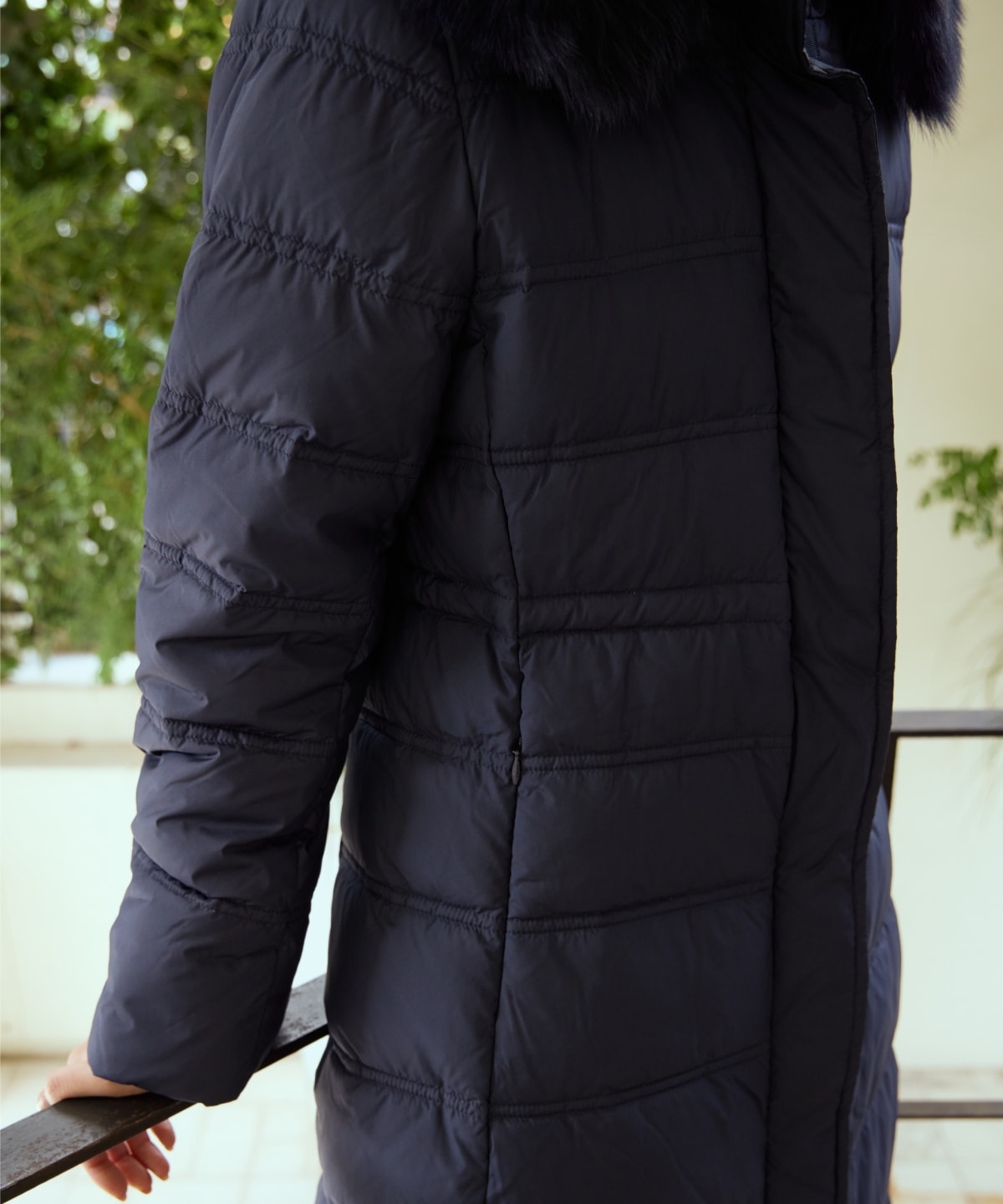 FOXファー付きミドルロングダウン