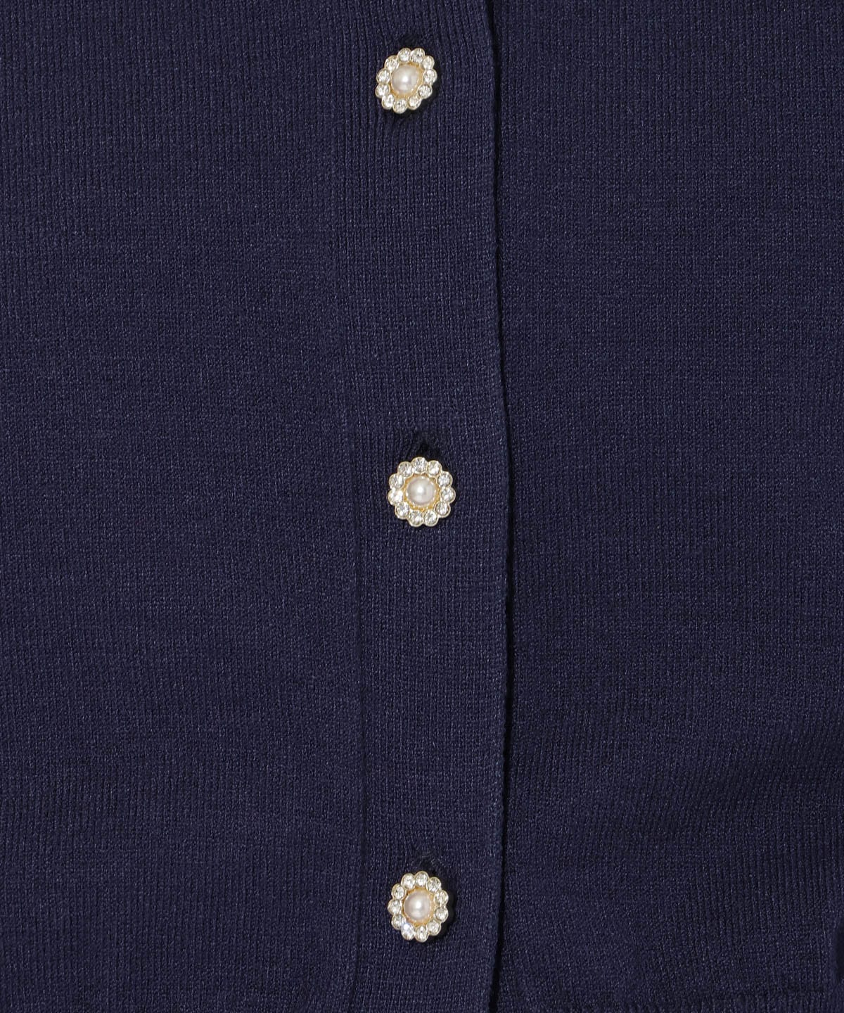 ビジューボタンクルーネックカーディガン