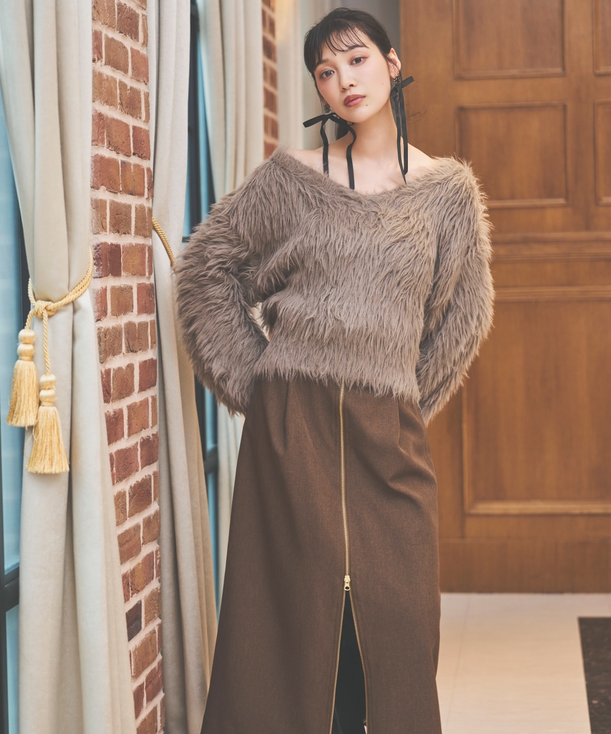 ロングフェザープルオーバー