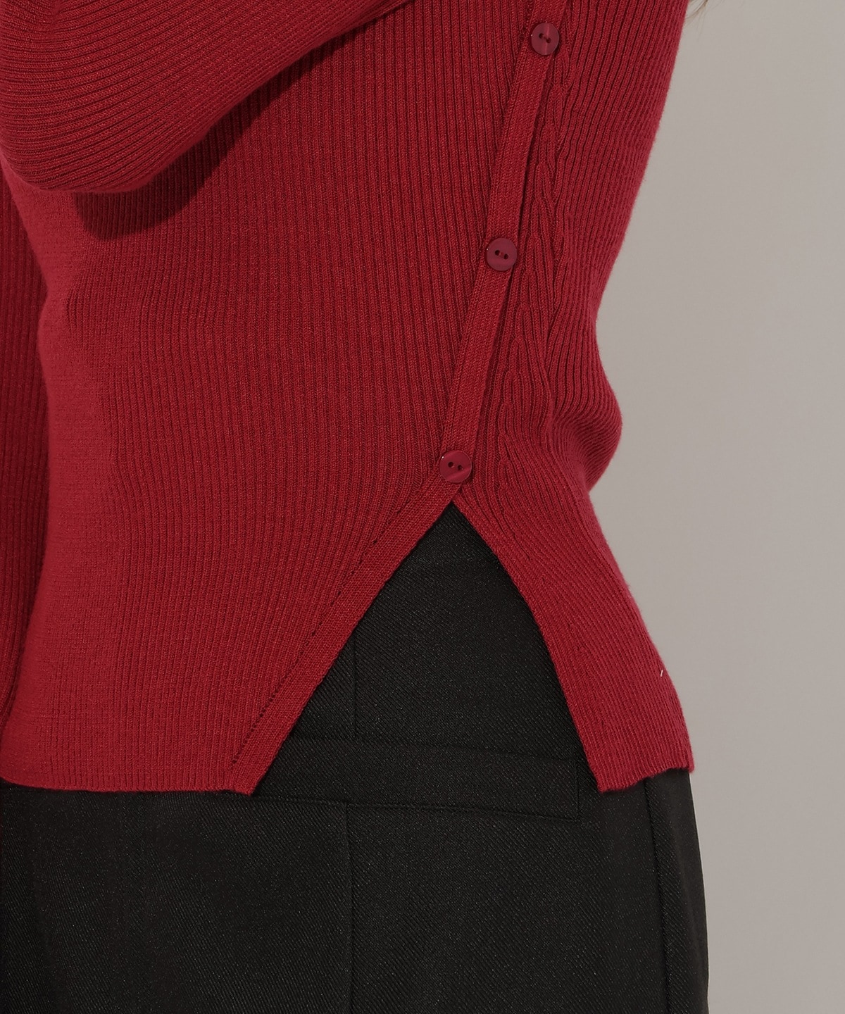 アシメVネック長袖プルオーバー