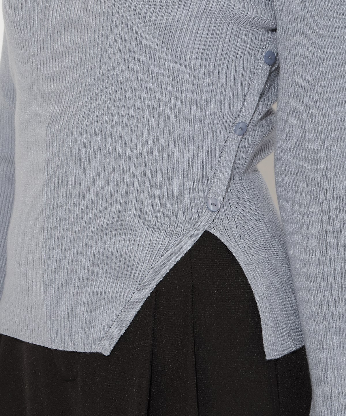 アシメVネック長袖プルオーバー