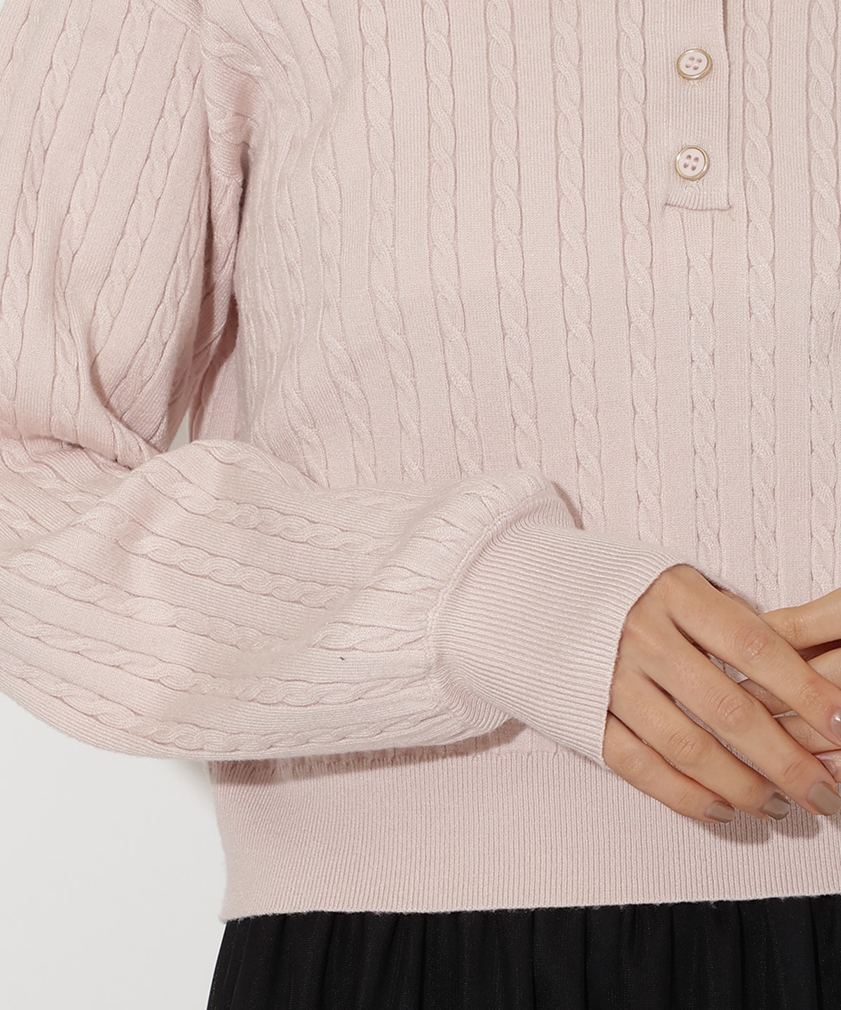 シャツ襟ケーブルニット