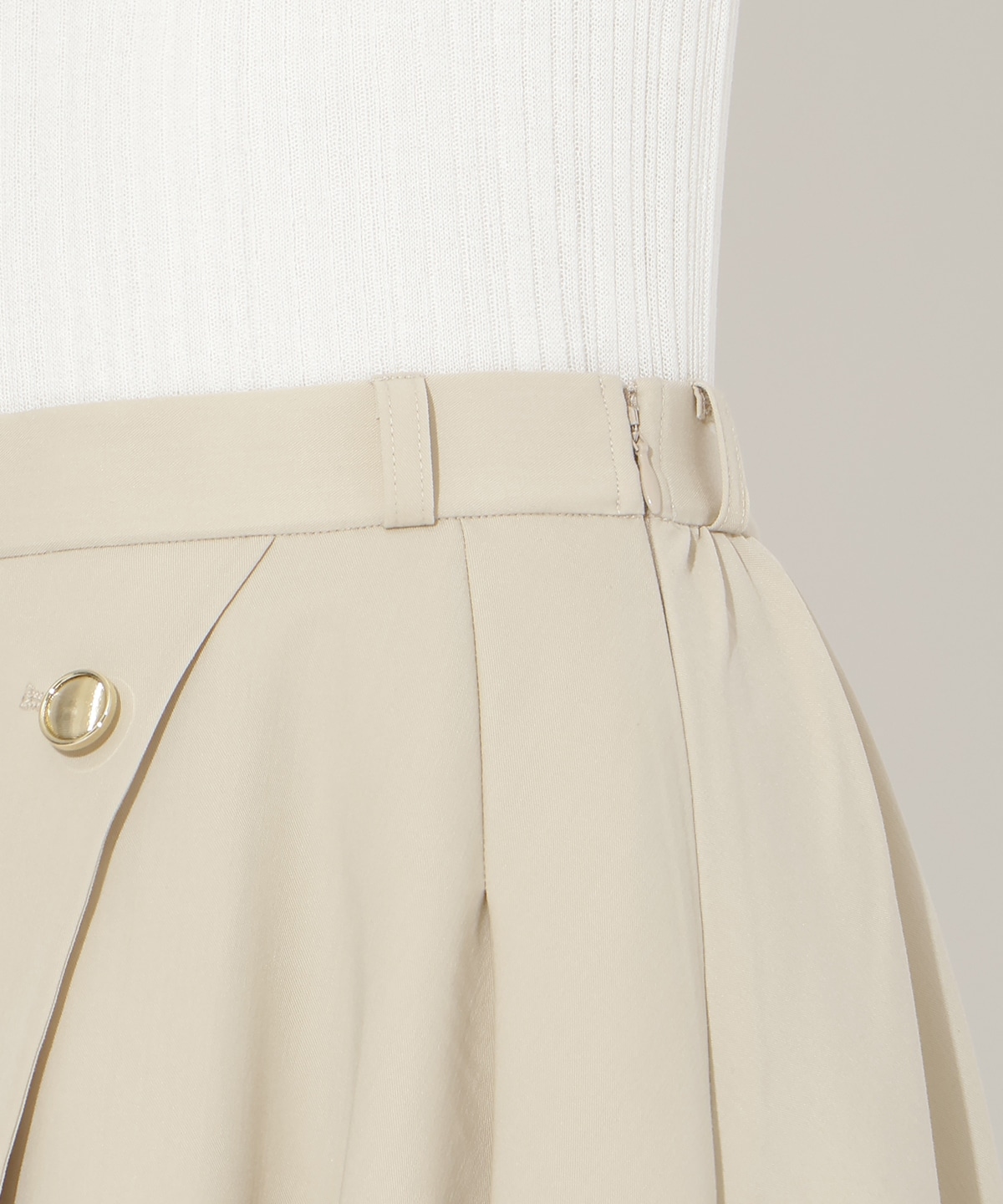 【先行予約受付中】ベルト付きレイヤードデザインフレアスカート