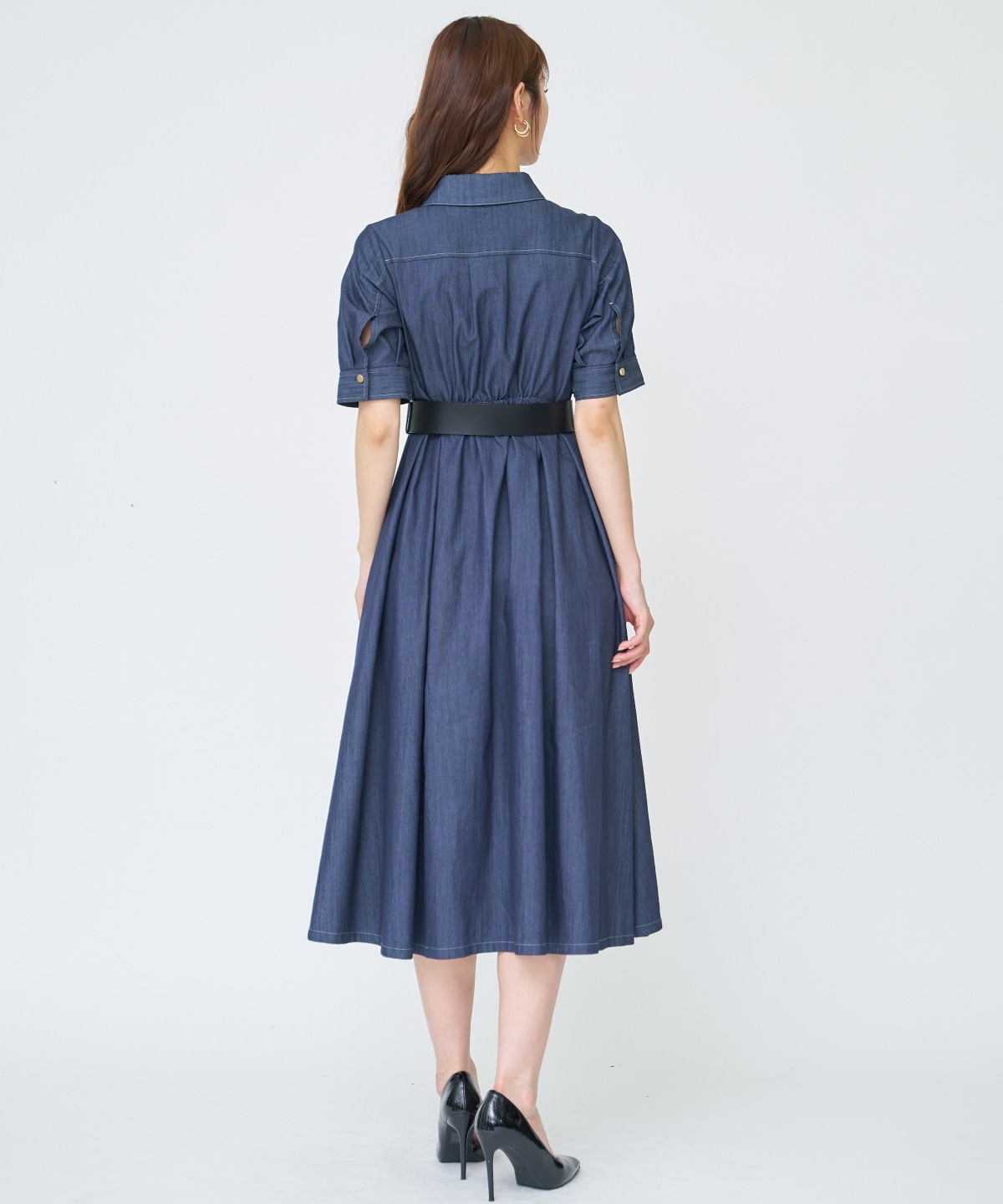 【先行予約受付中】ベルト付き５分袖デニムワンピース