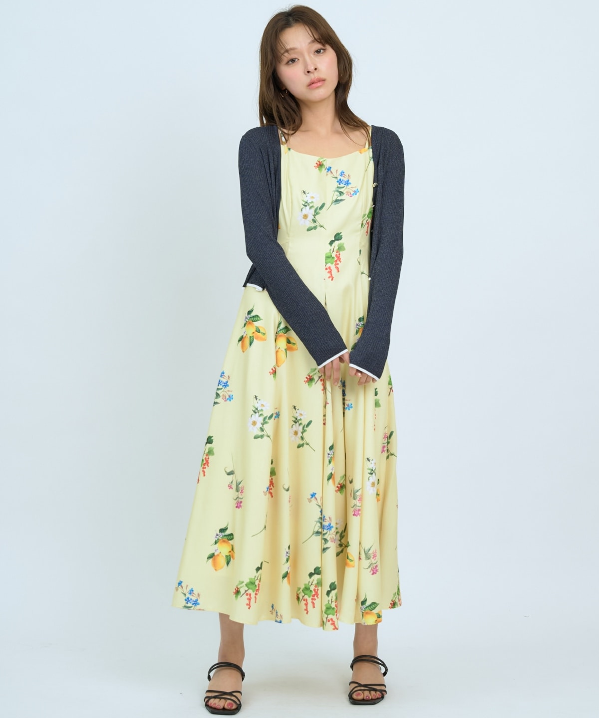 【5/14(木)一部店舗先行発売】フルーツ×フラワープリントワンピース