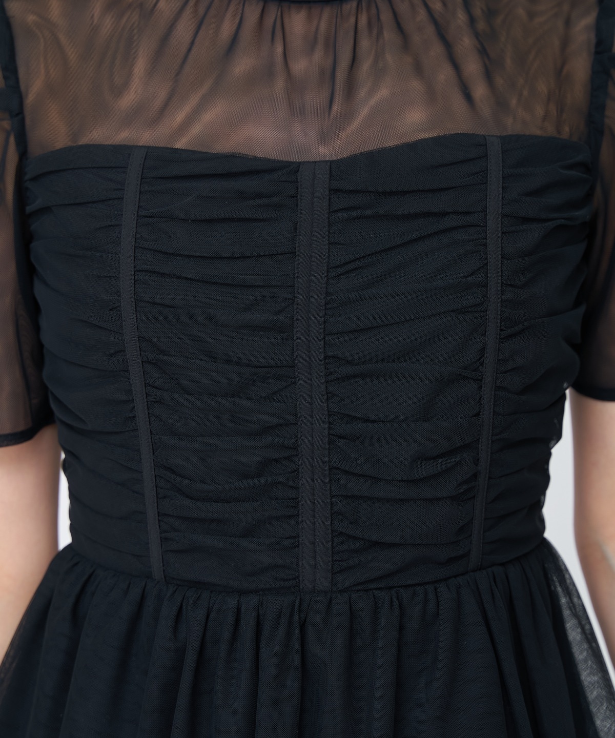 チュールギャザードレス