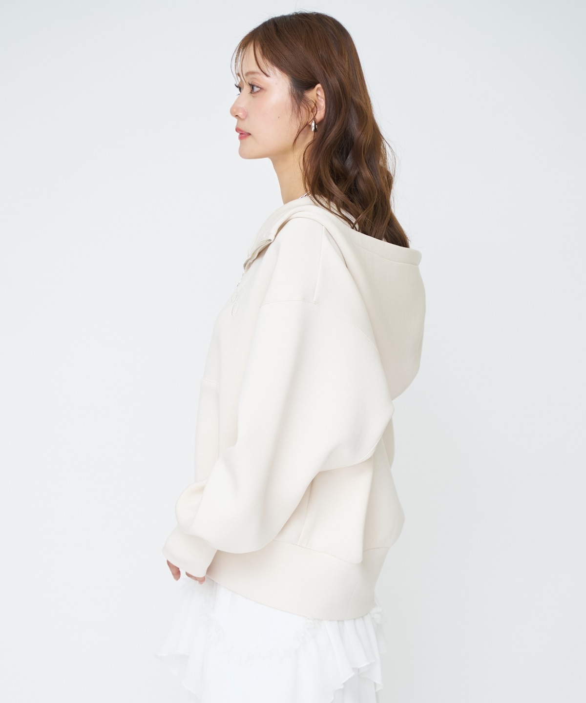 ロゴ刺繍ボンディングZIPパーカー