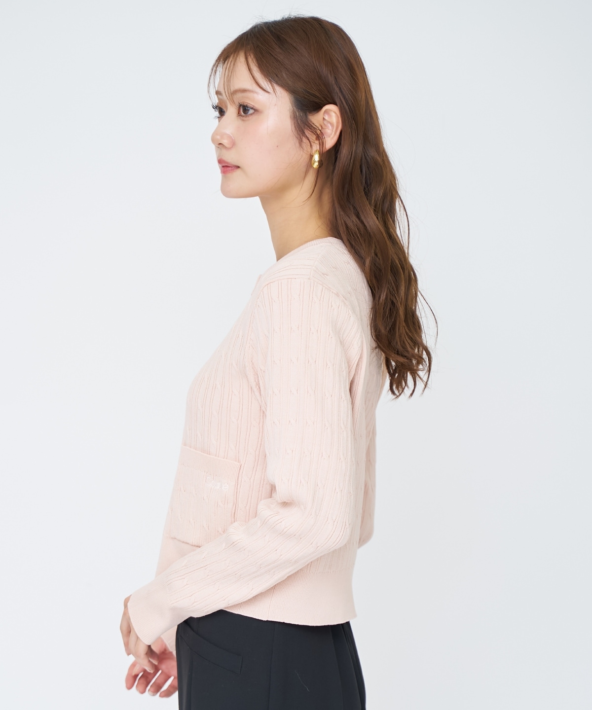 ケーブル編みカーディガンアンサンブル