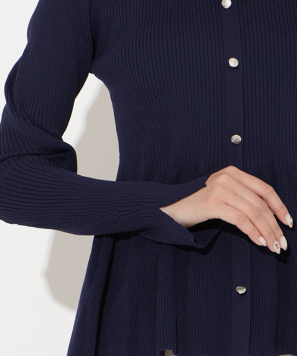 【先行予約受付中】シャツ襟付きペプラムニットプルオーバー