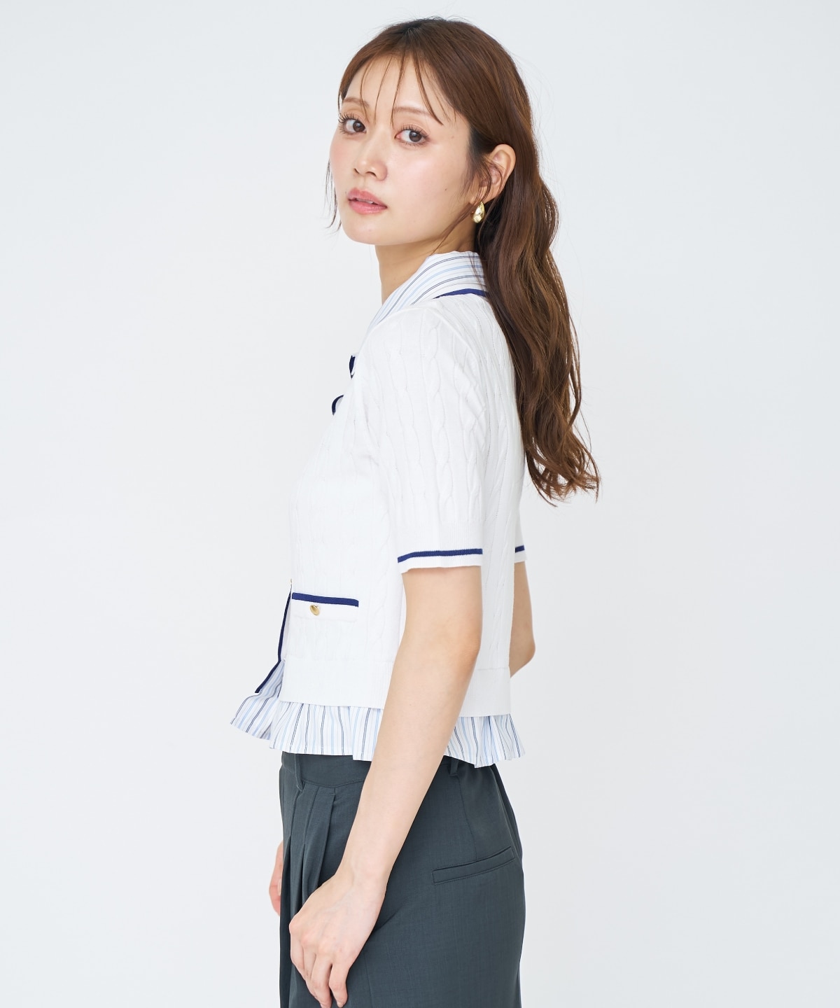 【先行予約受付中】配色シャツ襟ペプラムニットプルオーバー