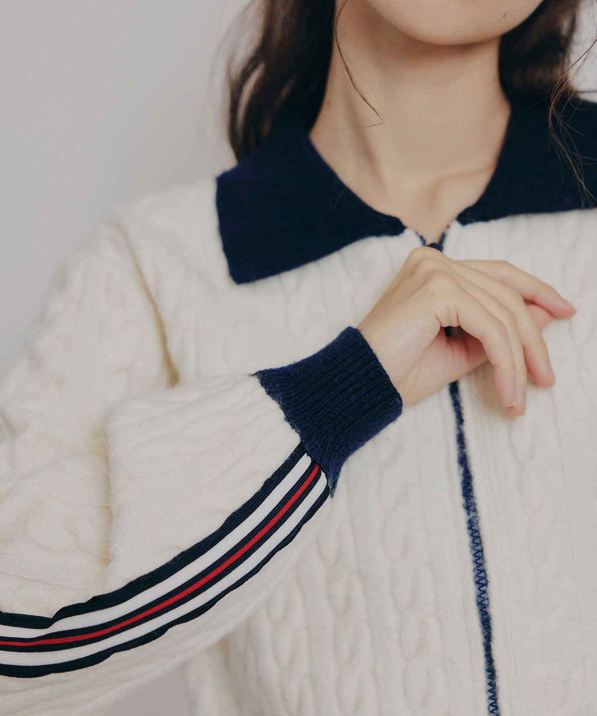 ［FILA×REDYAZEL］ケーブルニットトリコロールラインジャケット×タイトミニスカートセットアップ