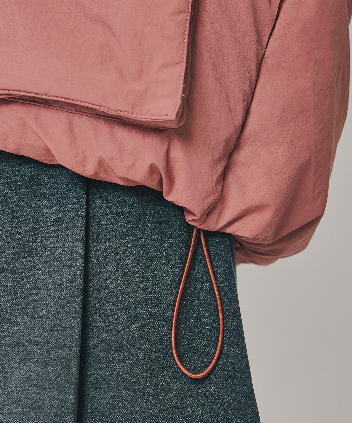 フラップポケットファイバーダウンジャケット