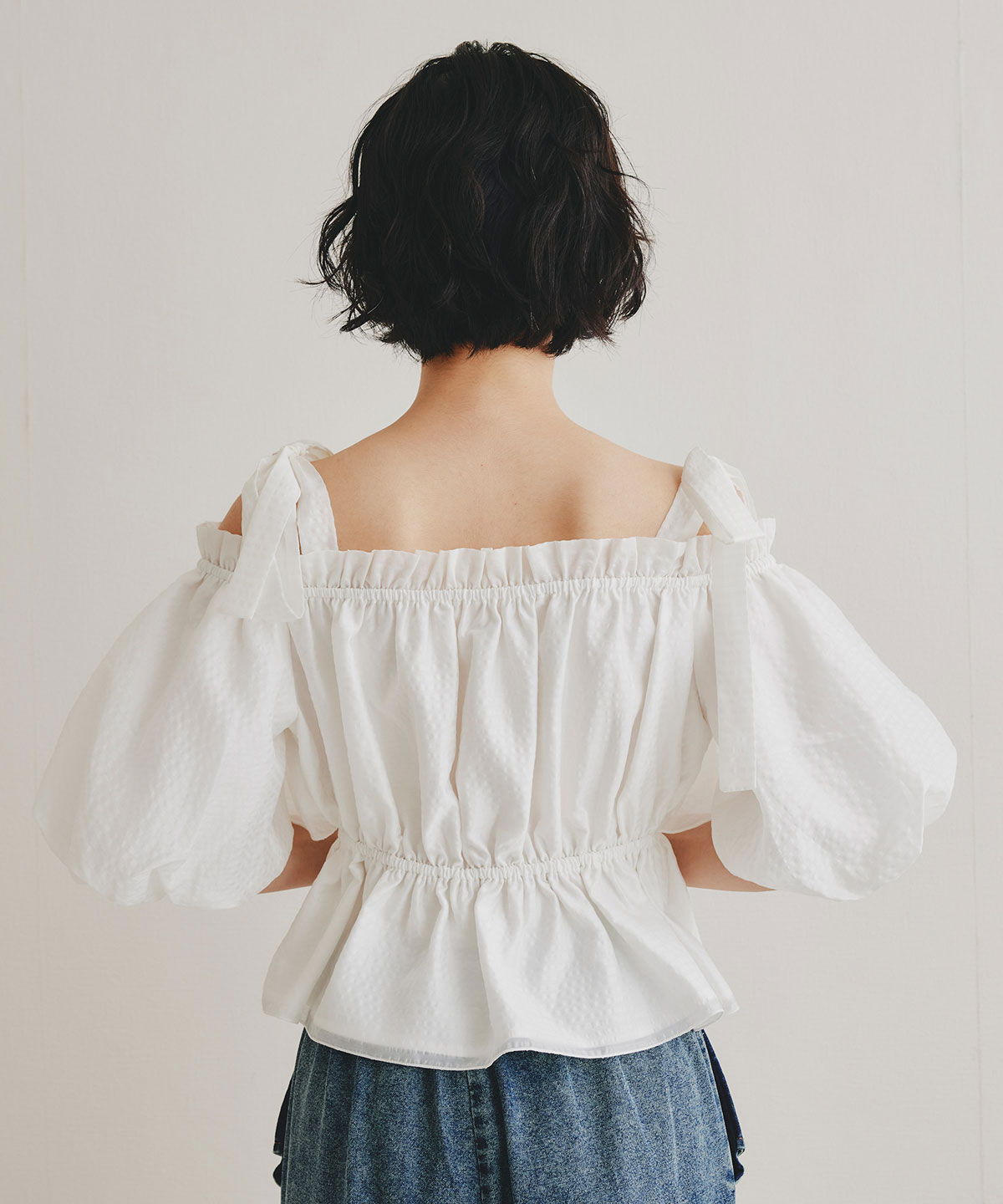 ショルダーリボンフリルオフショルブラウス