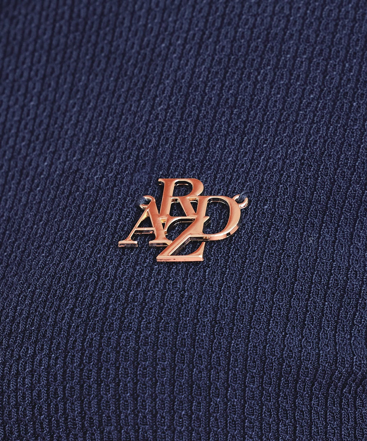 ジャガードカットロゴプルオーバー