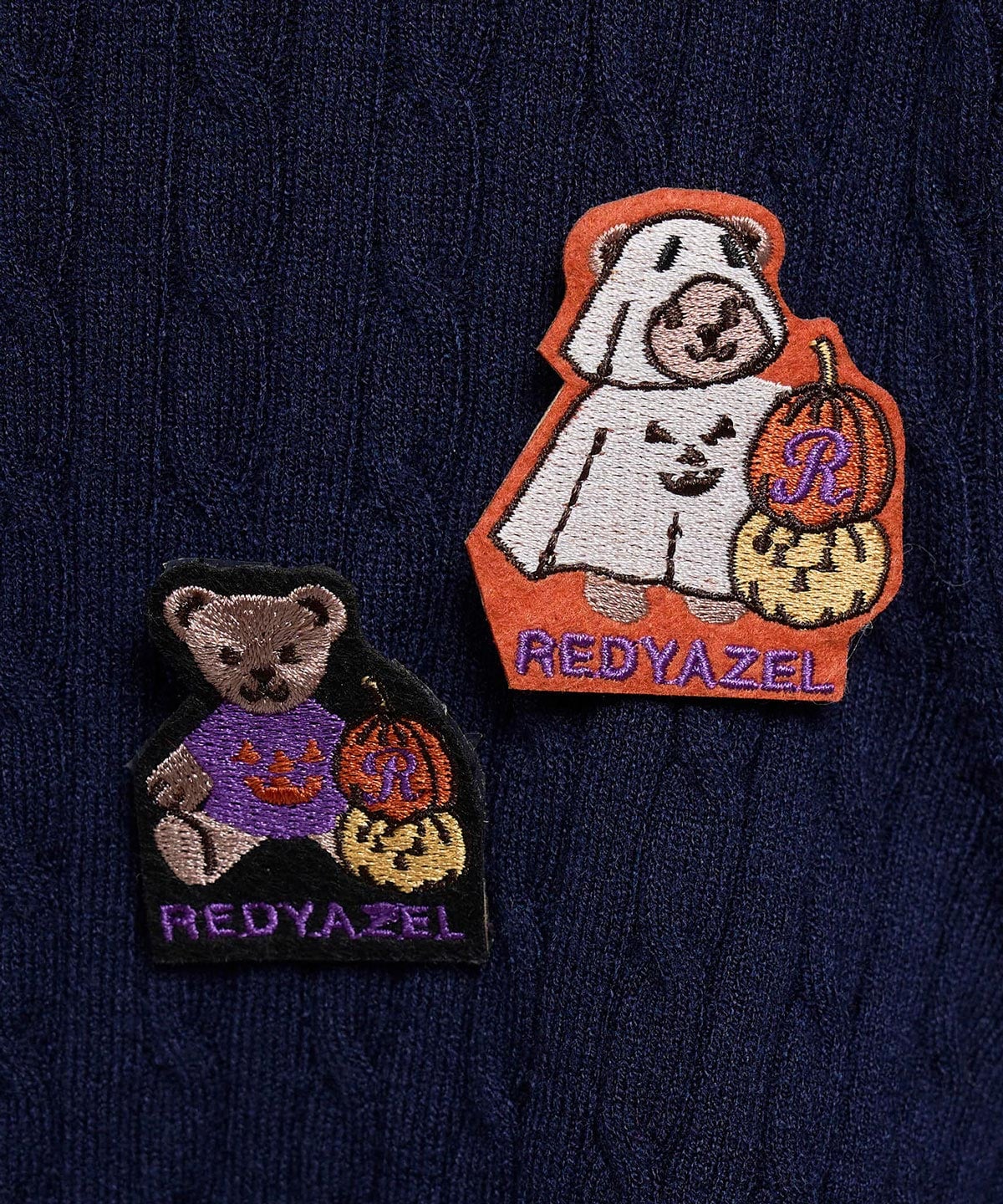 Azely&Redynaハロウィンブローチケーブルニットカーディガン