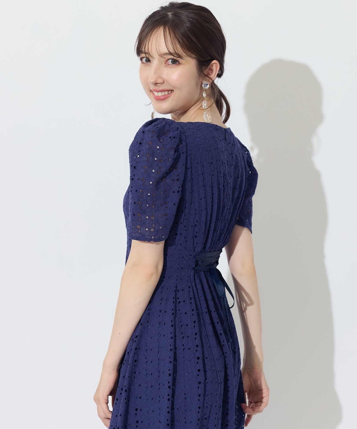 フラワーコットンレースワンピース(F オフ): Swingle｜公式オンライン 