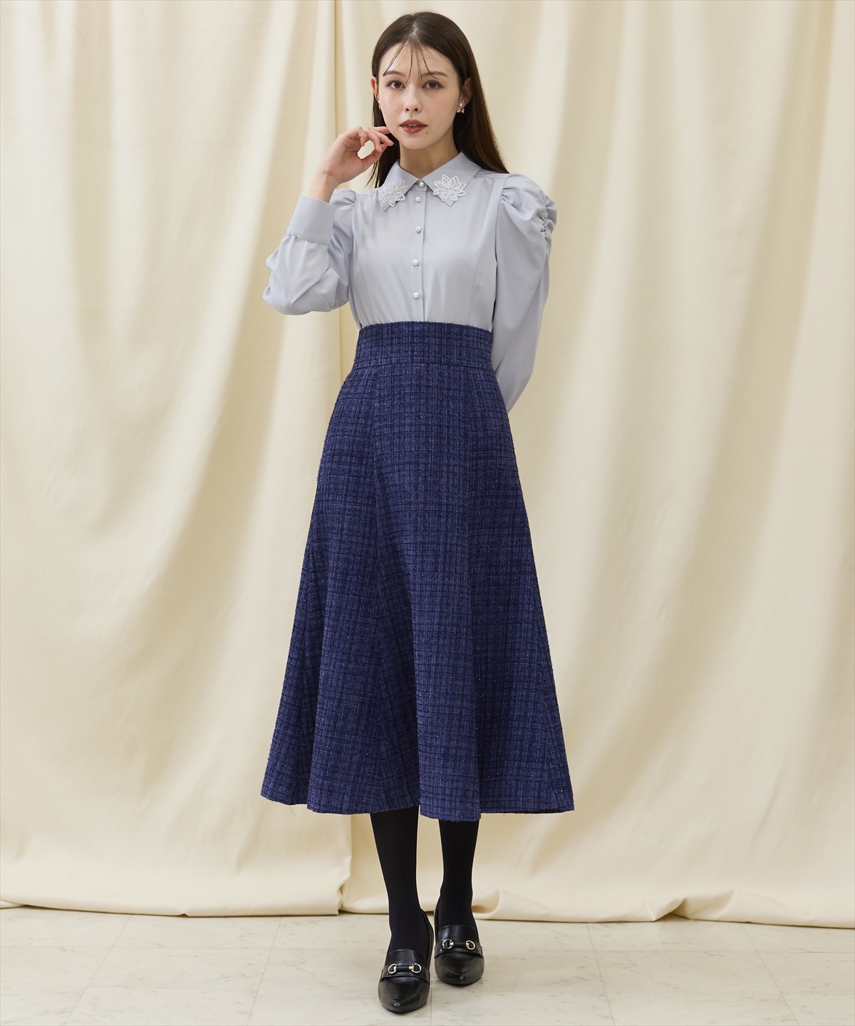 3Dフラワーレース衿パワショルブラウス