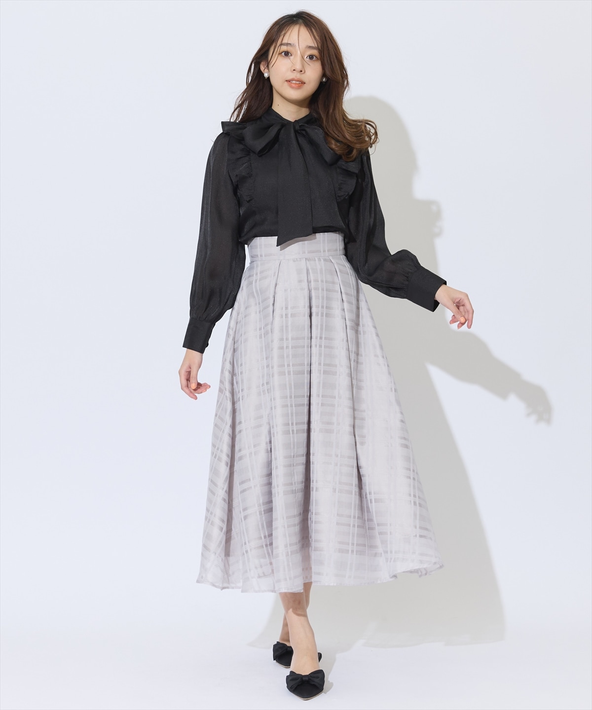 クレープフリルボウタイブラウス