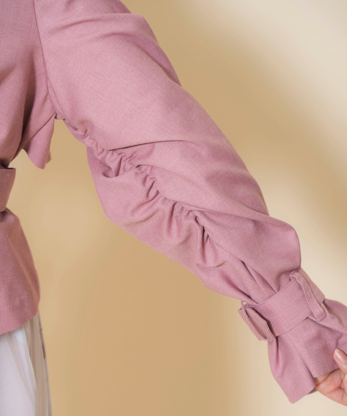 ギャザー袖ショートトレンチ