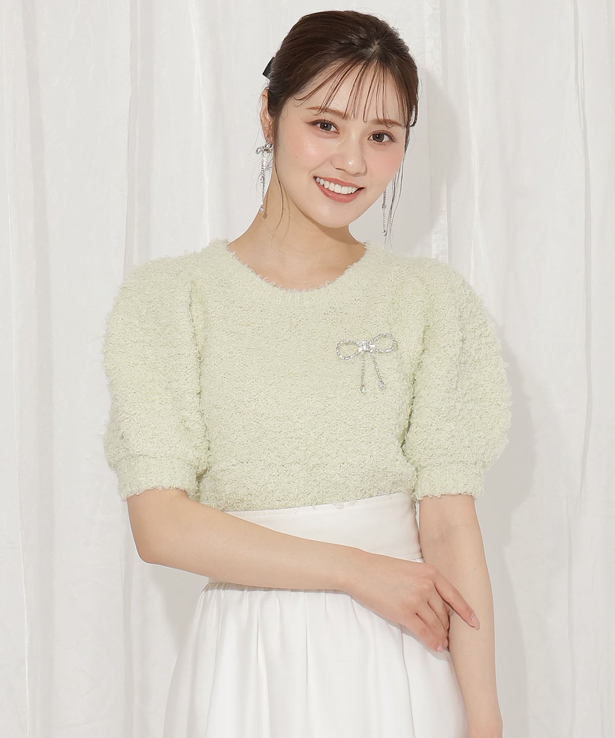 リボンブローチ付きテディヤーンニット