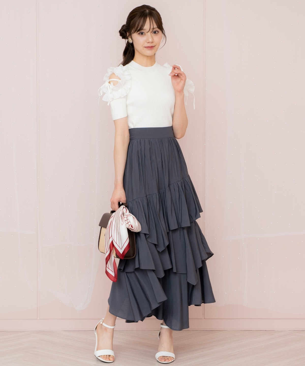 ランダムティアードスカート