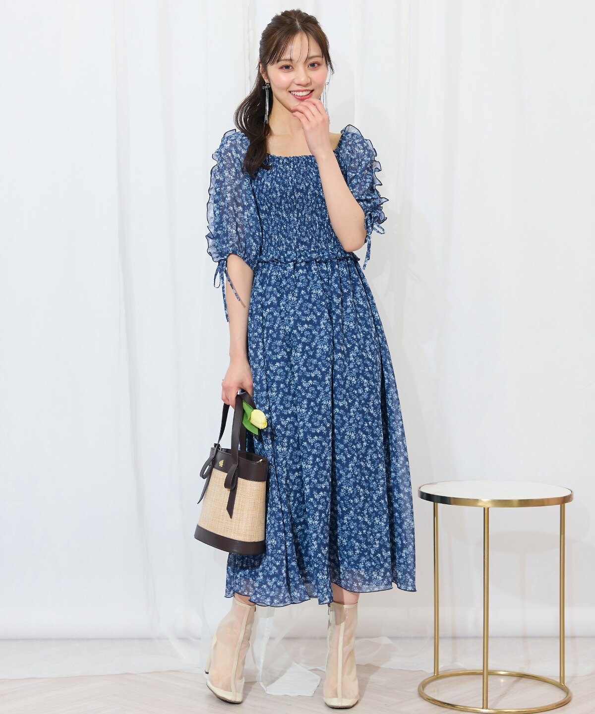 ミニフラワーシャーリングワンピース