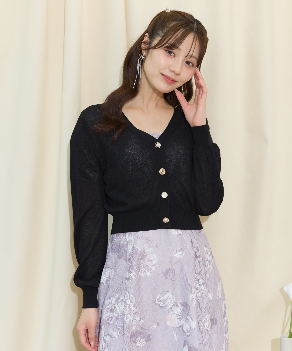 アソートボタンシアーカーディガン