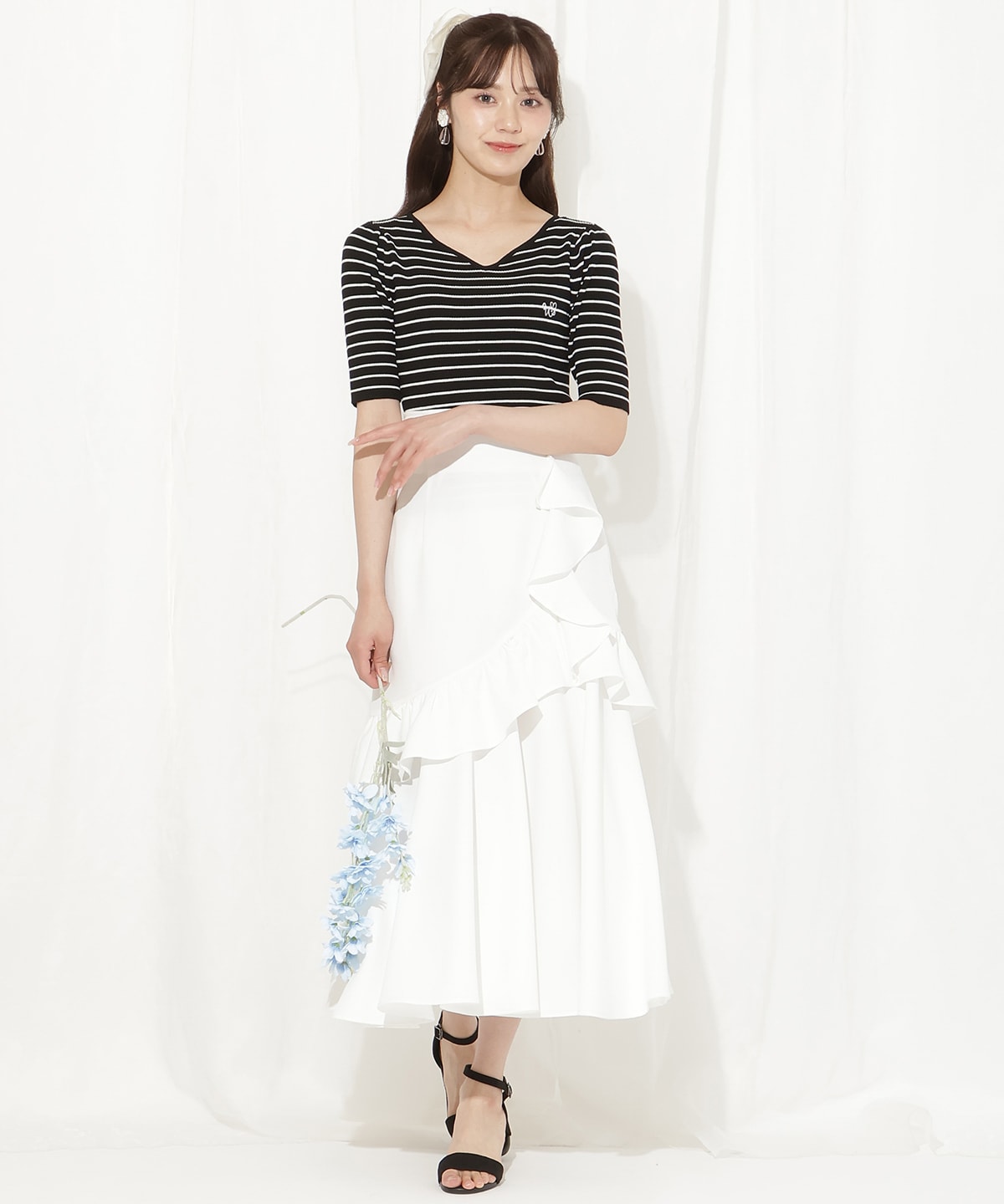 ハートネックニットプルオーバー