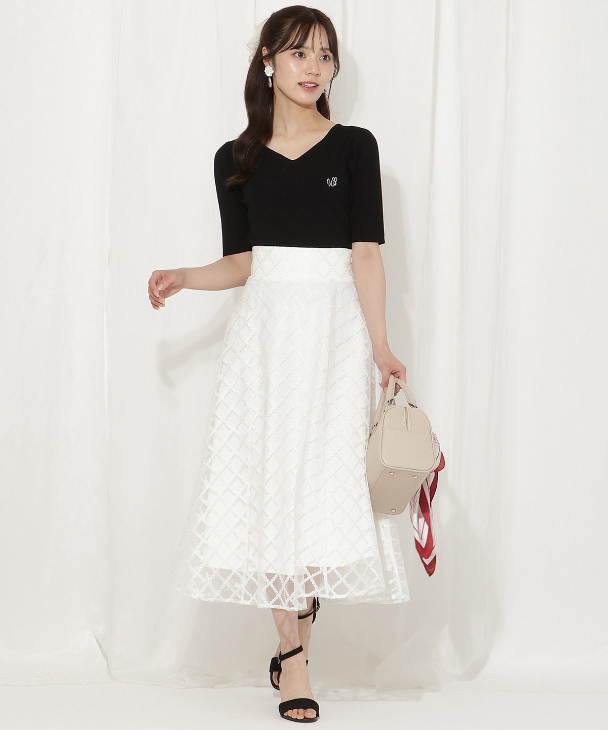 ハートネックニットプルオーバー