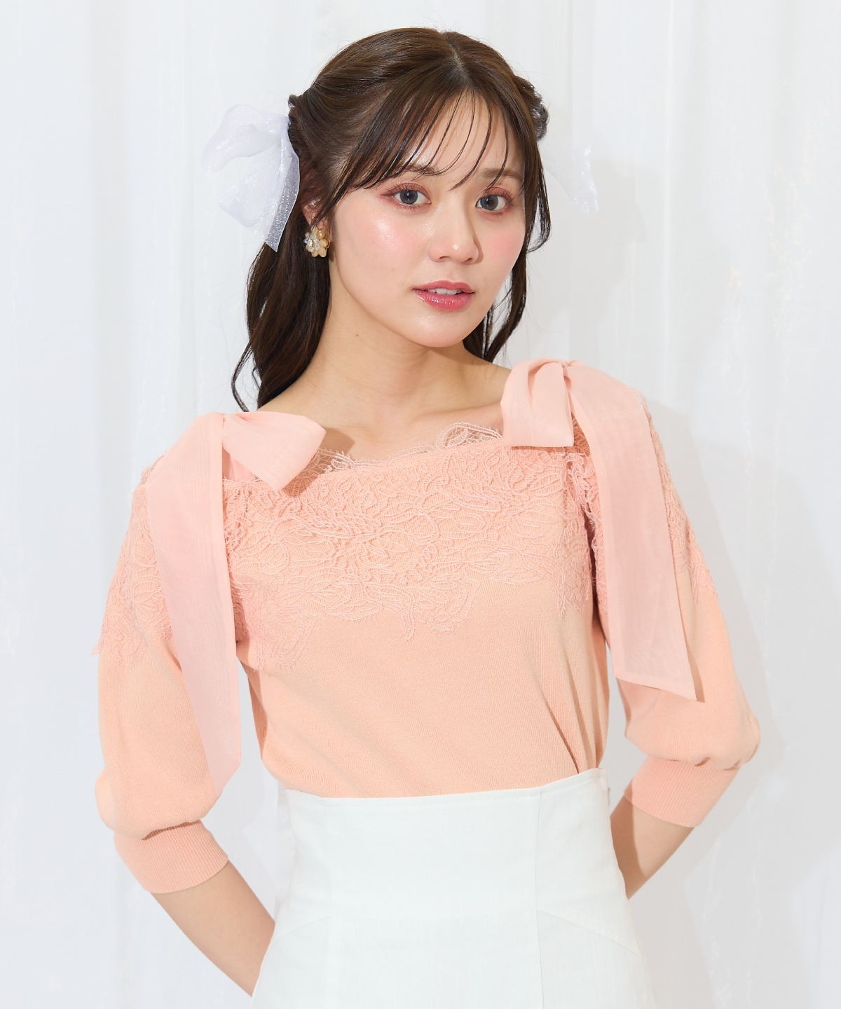 レーストリミング肩リボンニット