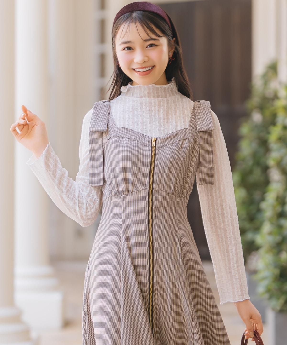 ショルダーリボンフロントZIPワンピース