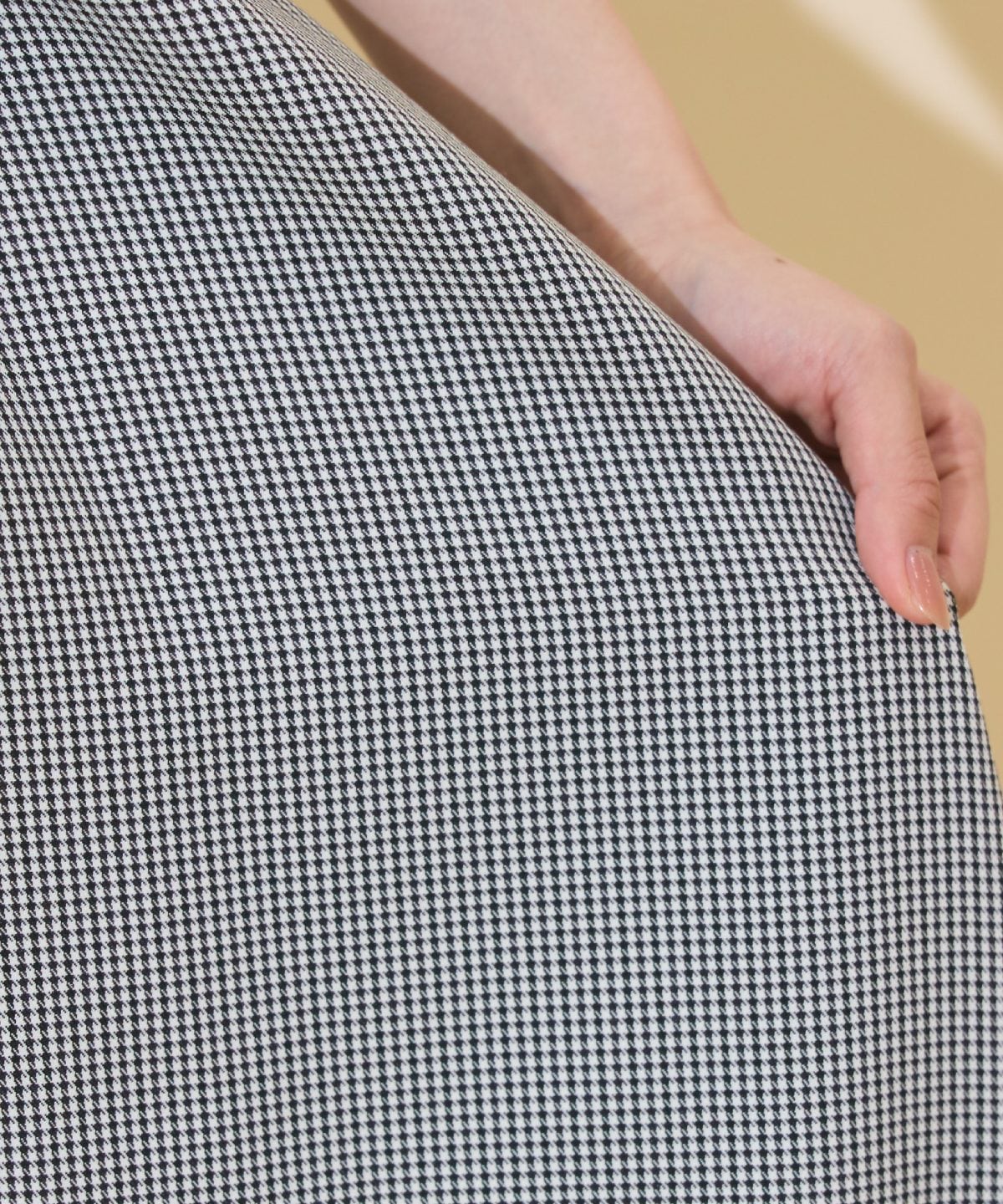 スクエアラッフルシャツワンピース