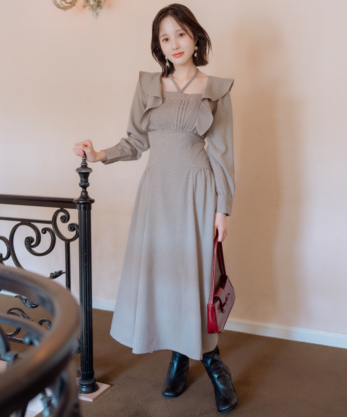 ネックリボンギャザー切り替えワンピース