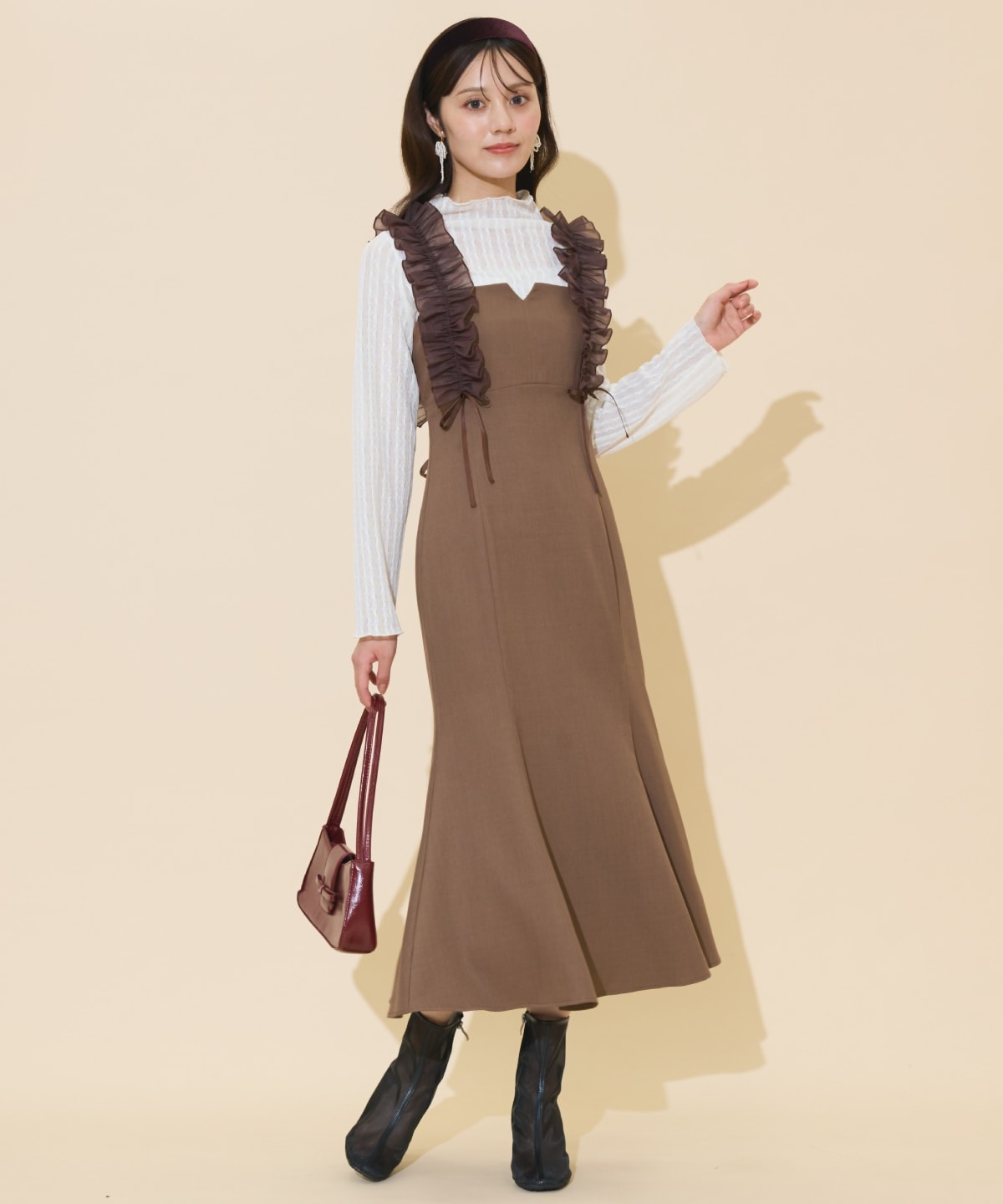 フリルショルダーマーメイドワンピース