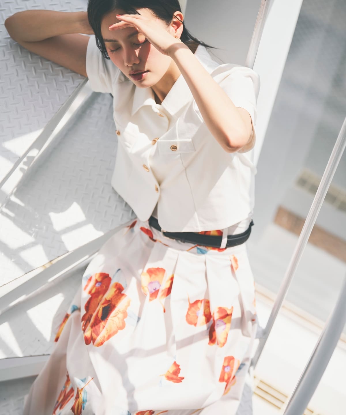 サンセットフラワータックフレアスカート