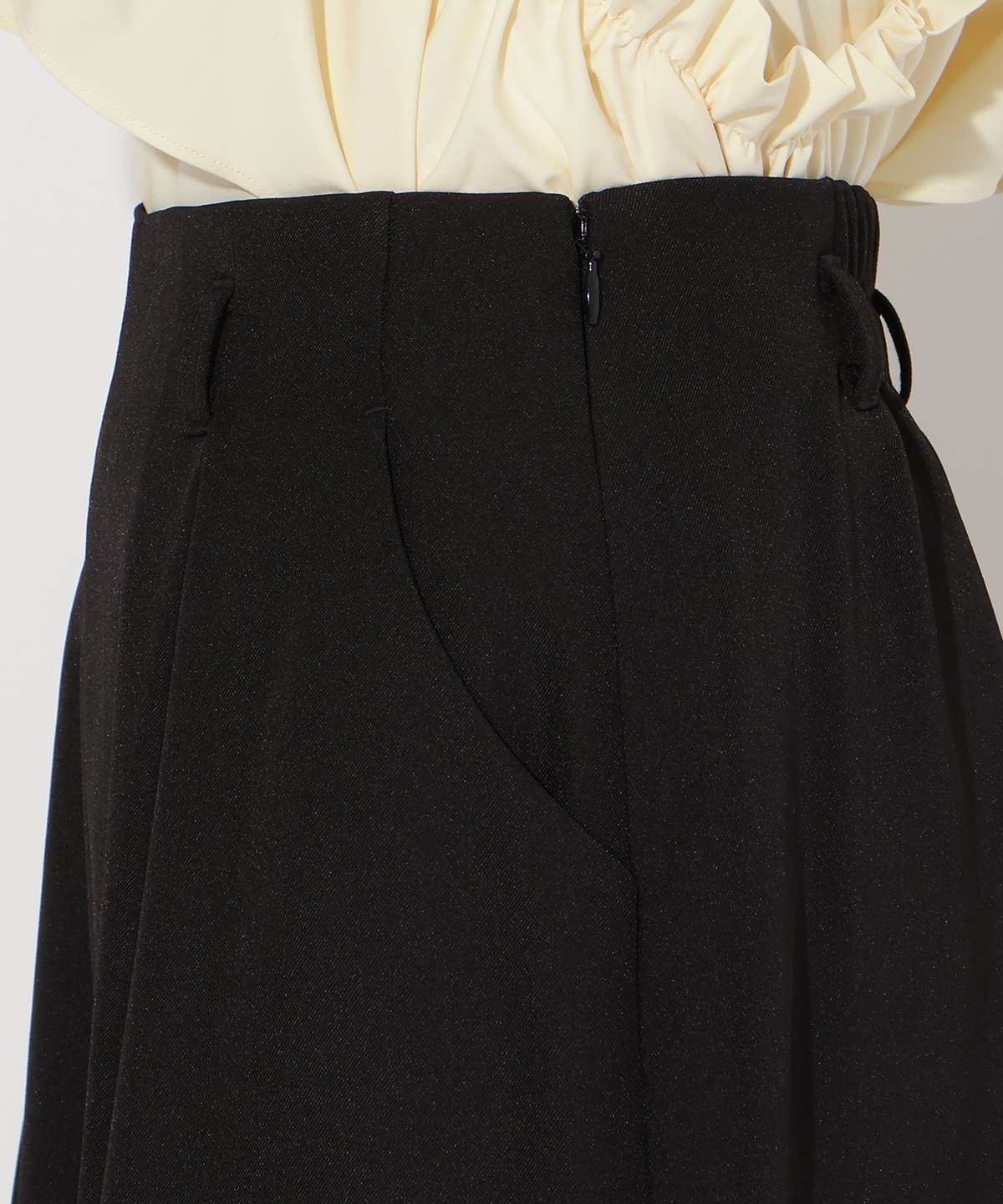 ベルト付きタックワイドパンツ