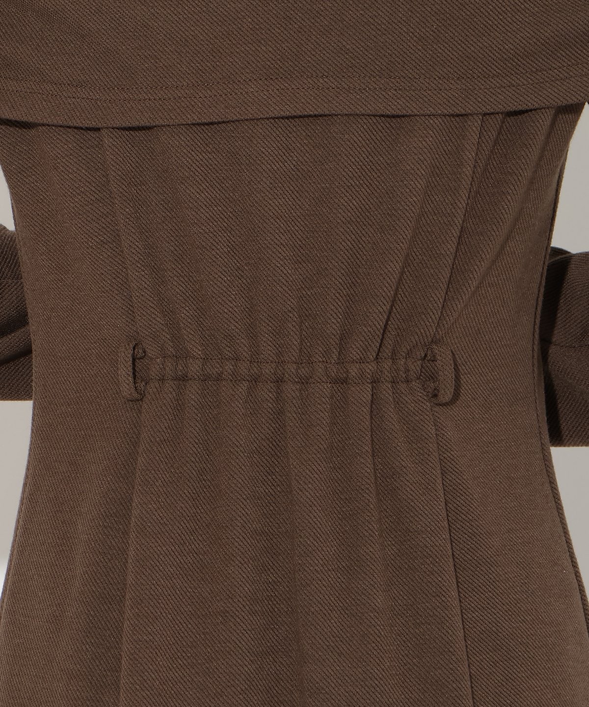 ベルト付きオフショルカットワンピース