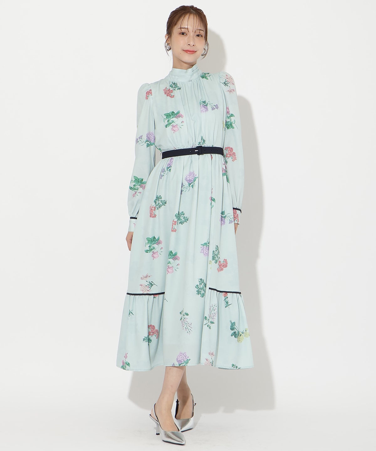 クラシックフラワーワンピース