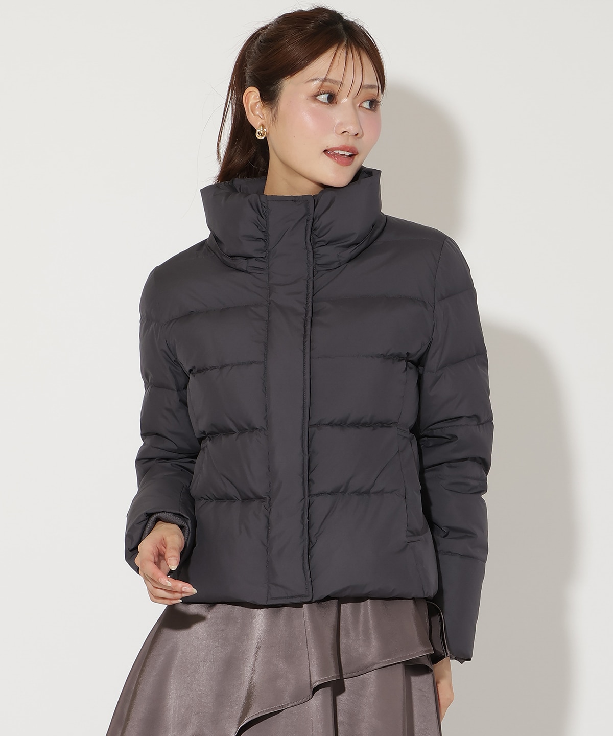 FOXファー付きプレミアムショートダウン(F ベージュ): AND