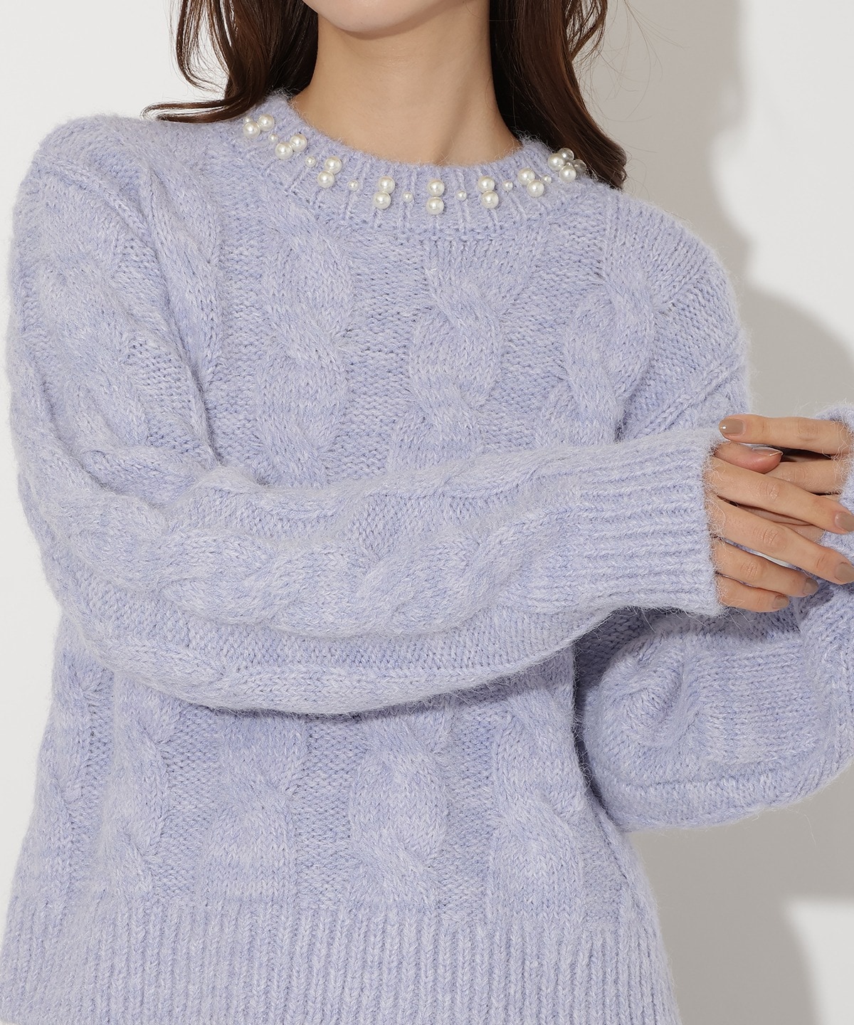 パール襟ケーブルニットプルオーバー