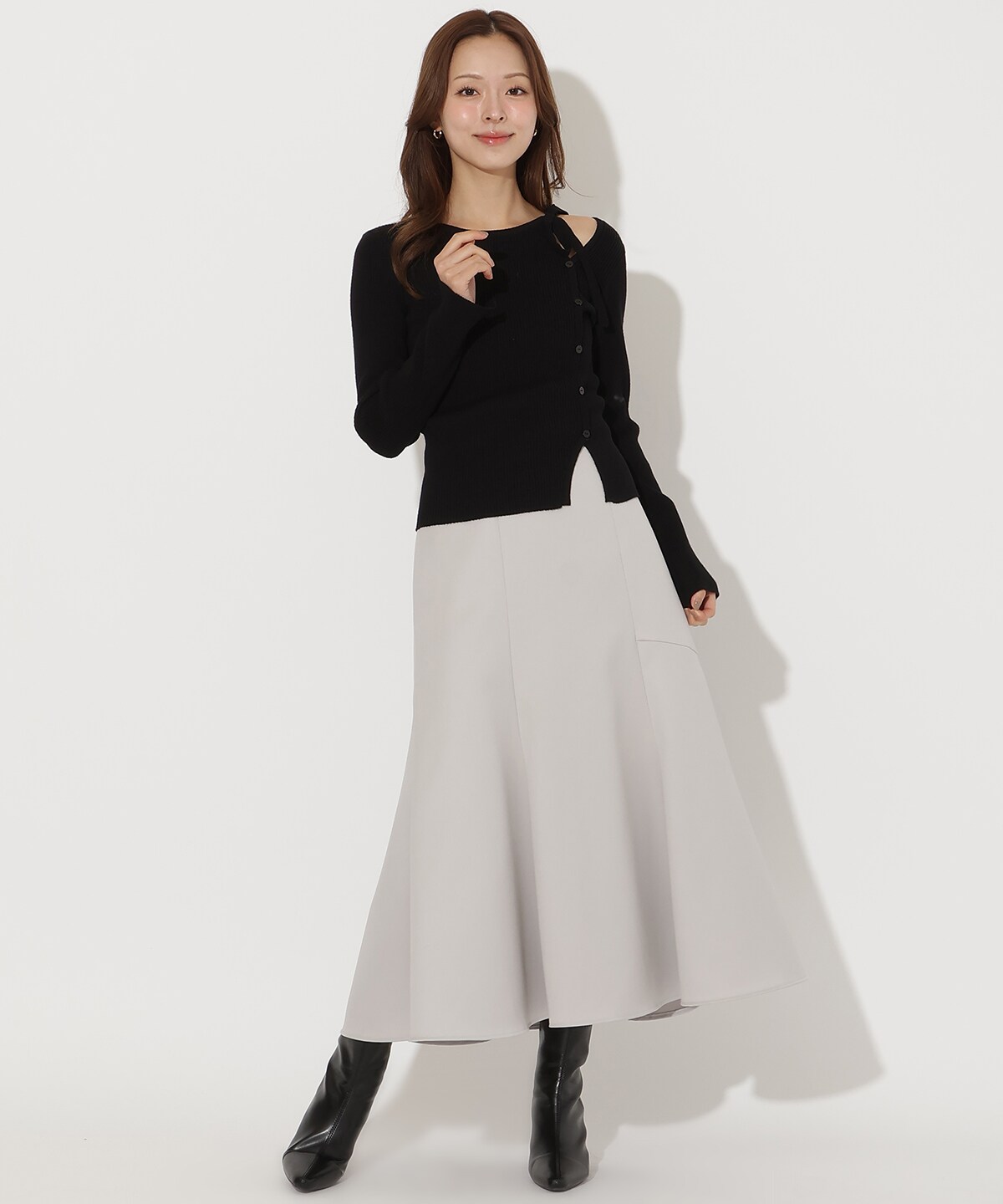 【先行予約受付中】アシメリボンスリットプルオーバー