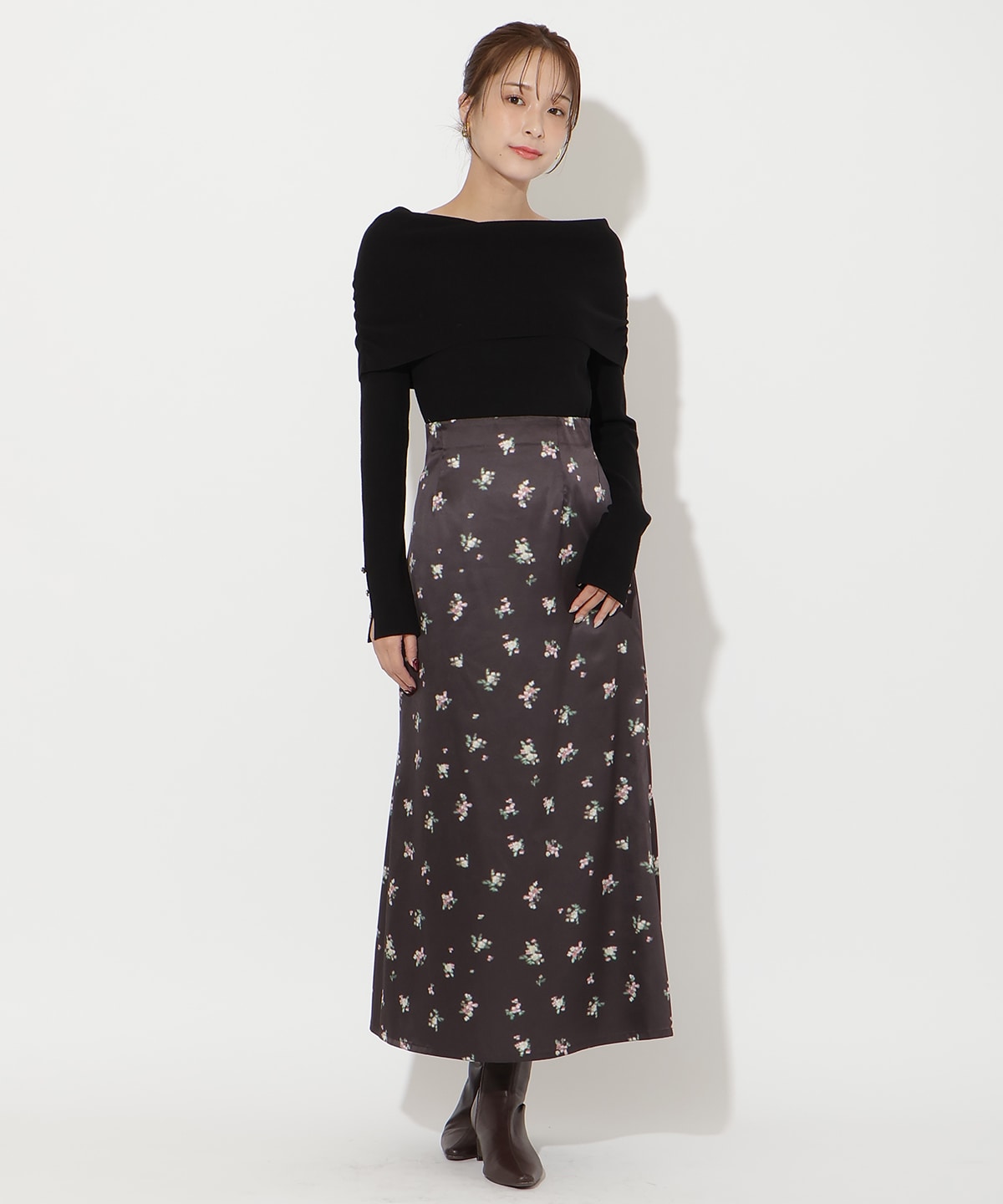 【先行予約受付中】オフショルプルオーバー