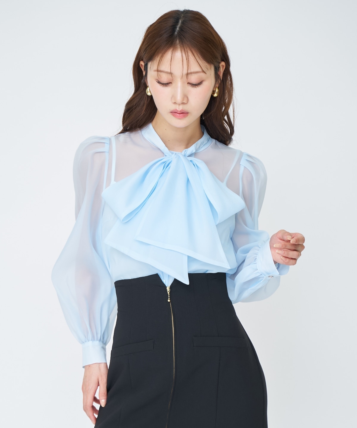 【先行予約受付中】シアーボウタイブラウス